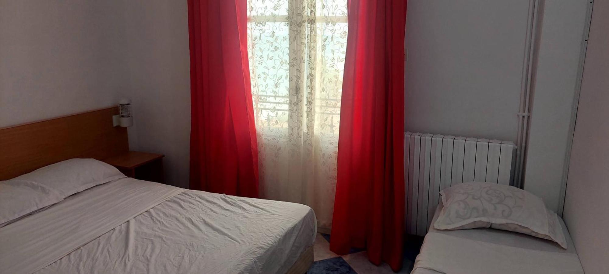 Residence Yasamine Ain El Turck Aïn el Turk Exteriör bild