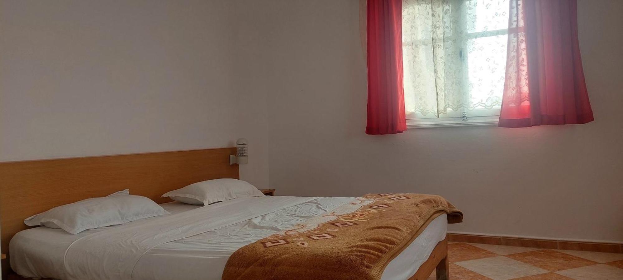 Residence Yasamine Ain El Turck Aïn el Turk Exteriör bild