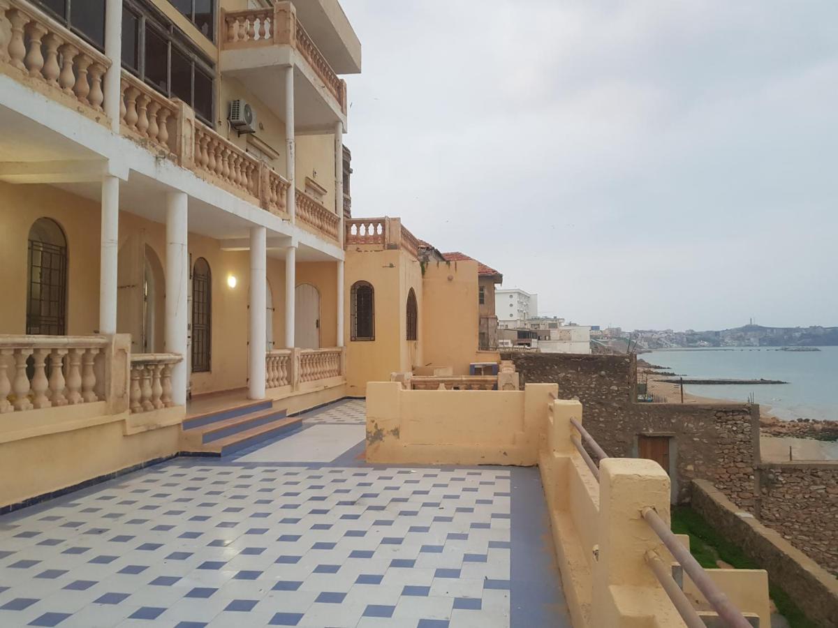 Residence Yasamine Ain El Turck Aïn el Turk Exteriör bild